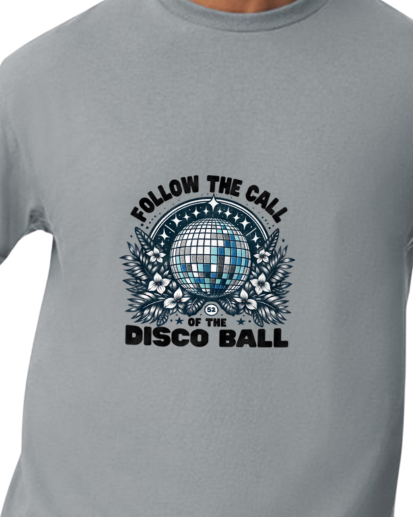 Retro 80s and 90s T-Shirts - Nostalgic Vintage Style