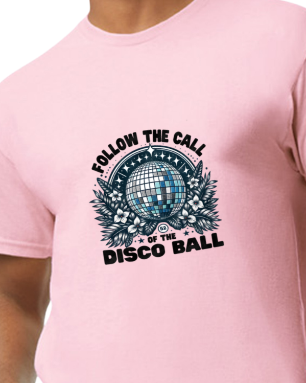 Retro 80s and 90s T-Shirts - Nostalgic Vintage Style